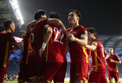 Đội hình tiêu biểu tuyển Việt Nam ở VL World Cup 2022: Hàng thủ trứ danh!