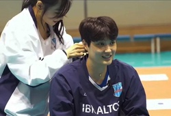 VĐV Bóng chuyền Hàn Quốc nhận quà bất ngờ từ nữ ca sĩ SNSD thay HCV Olympic