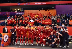 Thua quả cảm Nga, futsal Việt Nam được "thưởng nóng"