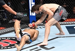 UFC 266: Cú tay sau knockout đối thủ "thẳng cẳng" từ Matthew Semelsberger