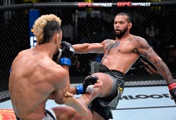 UFC Fight Night 193: Thiago Santos trở lại với chiến thắng Johnny Walker