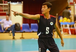 Libero Lê Văn Lâm: Tuổi 48 vẫn "cháy" hết mình tại vòng Chung kết bóng chuyền VĐQG 2021
