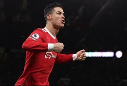 MU 3-2 Totenham: Ronaldo đập tan chỉ trích bằng cú hat-trick 