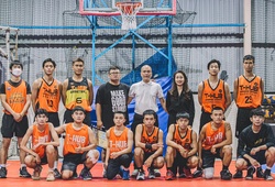Sau 4 năm vắng bóng, HLV Hứa Phong Thái tái xuất cùng bước đi đầu tiên của bóng rổ Huế