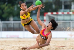 Thắng kịch tính Thái Lan, bóng ném bãi biển nữ Việt Nam vô địch châu Á