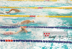 Trần Hưng Nguyên giành HCV cá nhân thứ 3, tuyển bơi Việt Nam vượt chỉ tiêu tại SEA Games 31