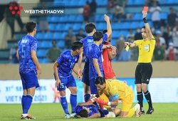 "Muay Thái đấu Pencak Silat" trong trận bán kết 4 thẻ đỏ giữa U23 Thái Lan vs U23 Malaysia