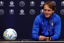 HLV Mancini tuyên bố về chu kỳ mới của Italia sau khi gặp Argentina