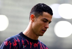 Lời đề nghị đầu tiên cho Ronaldo từ Chelsea có giá bao nhiêu?