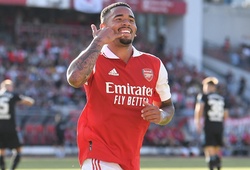 Gabriel Jesus tiếp tục bùng nổ, Arsenal đoạt Emirates Cup