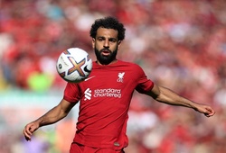 Pha bỏ lỡ kỳ lạ của Salah trong ngày Liverpool lập kỷ lục