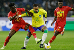 Neymar vượt qua Pele sau cú đúp kiến tạo cho tuyển Brazil