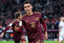 Ngôi sao 19 tuổi giúp Bayern Munich thoát khỏi khủng hoảng