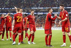 Tây Ban Nha phá bỏ lời nguyền trong ngày ra quân tại World Cup