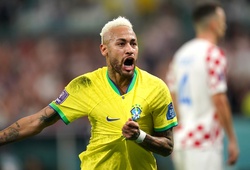 Neymar tạo nên khoảnh khắc lịch sử cho Brazil khi bắt kịp Pele