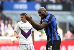 Inter chìm trong khủng hoảng trước thềm tứ kết Champions League