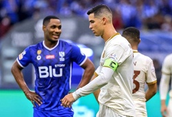 Ronaldo nhận thẻ vàng, Al Nassr cạn dần hy vọng vô địch