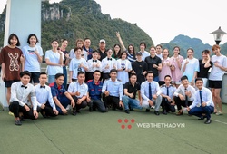 Đội tuyển bóng chuyền nữ Việt Nam "quẩy hết mình" trên du thuyền 5 sao tại Quảng Ninh