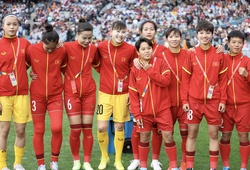 Nữ chiến binh 35 tuổi Thùy Trang trở về nước khóc nghẹn khi không đá phút nào ở World Cup 2023