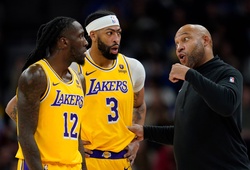Lakers thua trận thứ 4 liên tiếp trong ngày LeBron James ngồi ngoài vì chấn thương