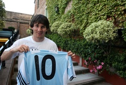 15 năm trôi qua kể từ lần đầu Messi sử dụng số 10 ở tuyển Argentina