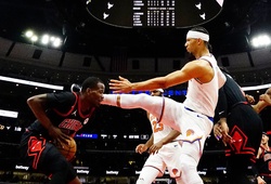 Cầu thủ NBA "tung cước" trúng đầu đối thủ, bị truất quyền thi đấu ngay lập tức