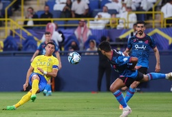 Ronaldo lập hat-trick cho Al Nassr, tiến gần đến kỷ lục mới