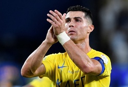 Ronaldo bị Mitrovic đe doạ ngôi Vua phá lưới giải VĐQG Saudi Arabia