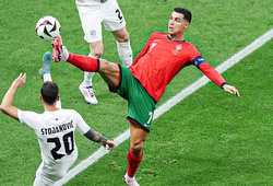 Trực tiếp, tỷ số Bồ Đào Nha 0-0 Slovenia: CR7 nỗ lực tìm kiếm bàn thắng
