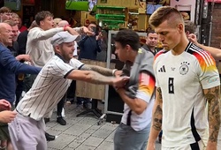 CĐV Anh và Đức đánh nhau trên đường phố: Xát thêm muối vào nỗi đau của chủ nhà EURO 2024