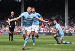 Phil Foden dẫn đầu 4 cầu thủ Man City trong Đội hình tiêu biểu Ngoại hạng Anh