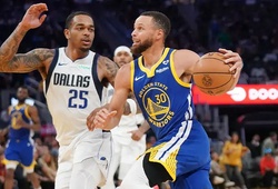 Stephen Curry chấn thương ngón tay, làm hỏng kế hoạch của HLV Steve Kerr và Golden State