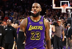 Cố tình ném phạt trượt, LeBron James vẫn không thể cản Lakers thua trận đầu tiên từ đầu mùa