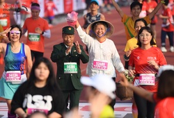 Hình ảnh đặc biệt của Viettel Marathon Hà Nội - Việt Nam 2024 đến từ những điều đơn giản nhất