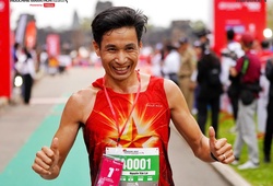 Nguyễn Văn Lai: Từ "1 giây khác biệt" đến 1 phút vinh quang chặng Viettel Marathon Angkor Wat