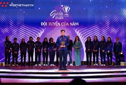 Gala trao giải Cúp Chiến thắng 2024: Bóng chuyền nữ Việt Nam chiến thắng hạng mục Đội tuyển của năm