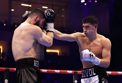 Dmitry Bivol lật ngược thế cờ, đánh bại Artur Beterbiev ở "Chung cực chiến"