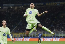 Raphinha cân bằng kỷ lục ghi bàn của Ronaldo tại Champions League