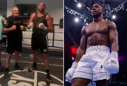 Tyson Fury tung thêm "bằng chứng" về việc tái xuất để so găng với Usyk và Anthony Joshua