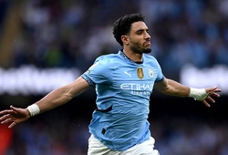 Kịch bản nào cho 3 suất dự Champions League còn lại ở Ngoại hạng Anh?