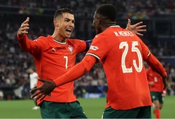 Ronaldo ghi bàn quyết định, Bồ Đào Nha ngược dòng vào chung kết Nations League