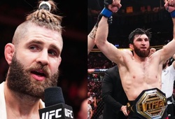 Jiri Prochazka bận bảo vệ thạc sĩ vẫn phải "nắn gân" Magomed Ankalaev