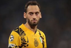 Calhanoglu và những cuộc chia tay sóng gió: Án phạt, thay số điện thoại và sự phản bội