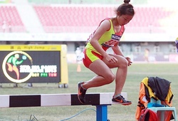 Video ký ức SEA Games: Nguyễn Thị Oanh lần đầu chạy 3000m vượt chướng ngại vật "ngộp thở"