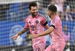Messi sửa chữa sai lầm lớn nhất của mình bằng bàn thắng theo phong cách Maradona