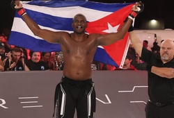  Bị UFC ruồng bỏ, HCĐ Olympic hạ 3 đối thủ ở giải Karate trong một đêm