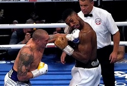 10 khoảnh khắc ăn mừng gây sốc nhất trên sàn boxing có Usyk và... Anthony Joshua