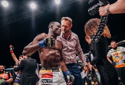 Nhà vô địch MMA lố cân, bù toàn bộ tiền cho đối thủ vẫn không được đấu