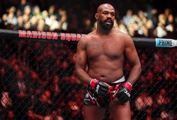 Jon Jones gây bão với tuyên bố "chưa giải nghệ"