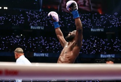 Thắng hằng triệu đô la cá cược nhờ "kèo dưới" Crawford hạ Canelo